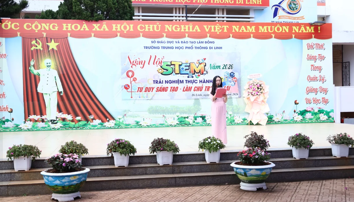 Học sinh Di Linh học qua sản phẩm STEM